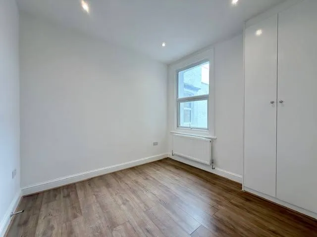 Gambole Road, SW17, photo 9