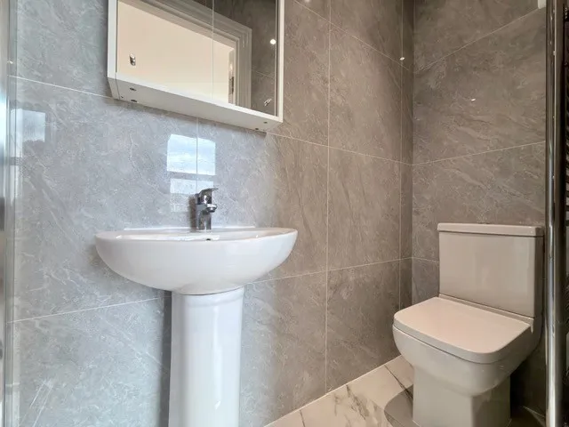 Gambole Road, SW17, photo 11
