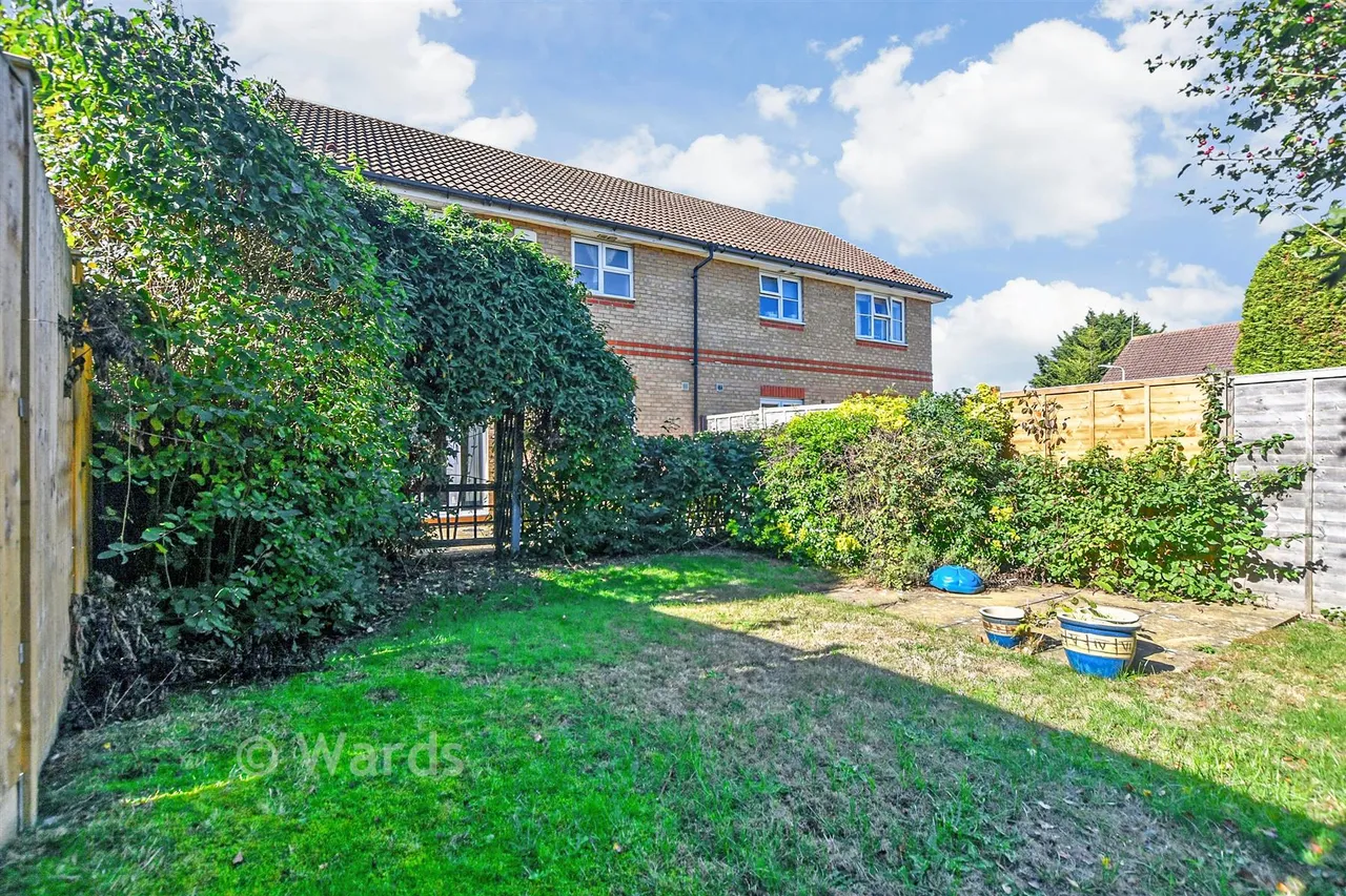 Skylark Way, Kingsnorth, TN23, photo 2