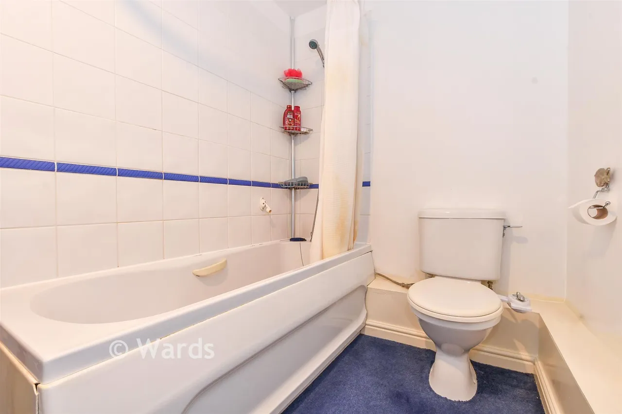 Skylark Way, Kingsnorth, TN23, photo 10