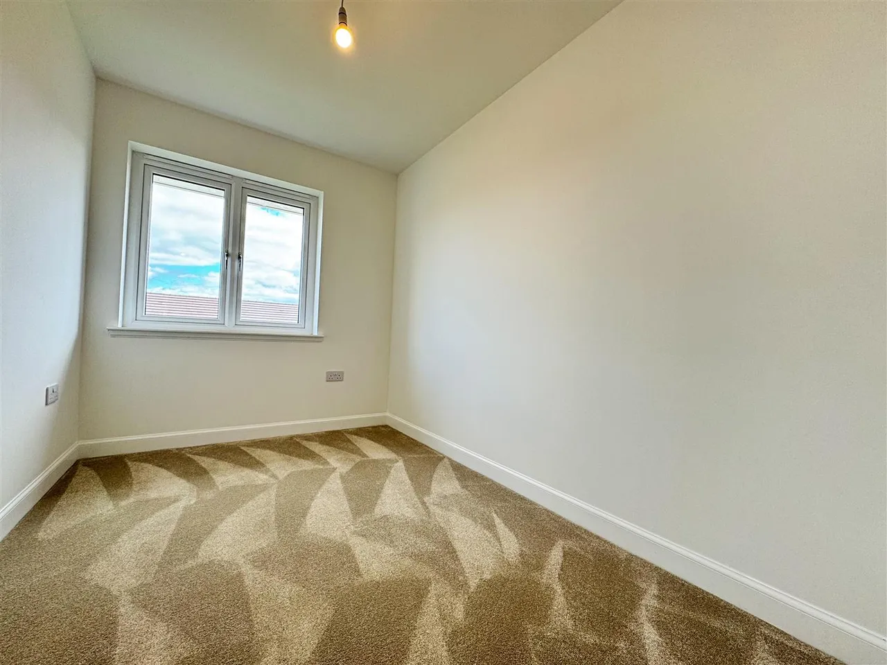 Brackenhill Crescent, Hamilton, ML3 8RT, photo 15