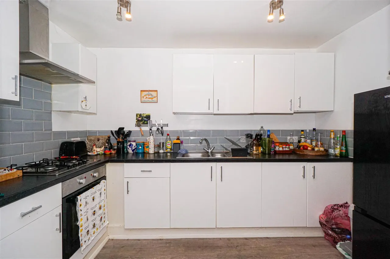 Church Road, St. Leonards-on-sea, photo 3