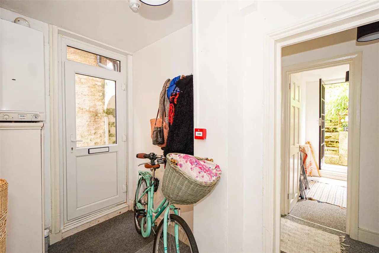 Church Road, St. Leonards-on-sea, photo 8