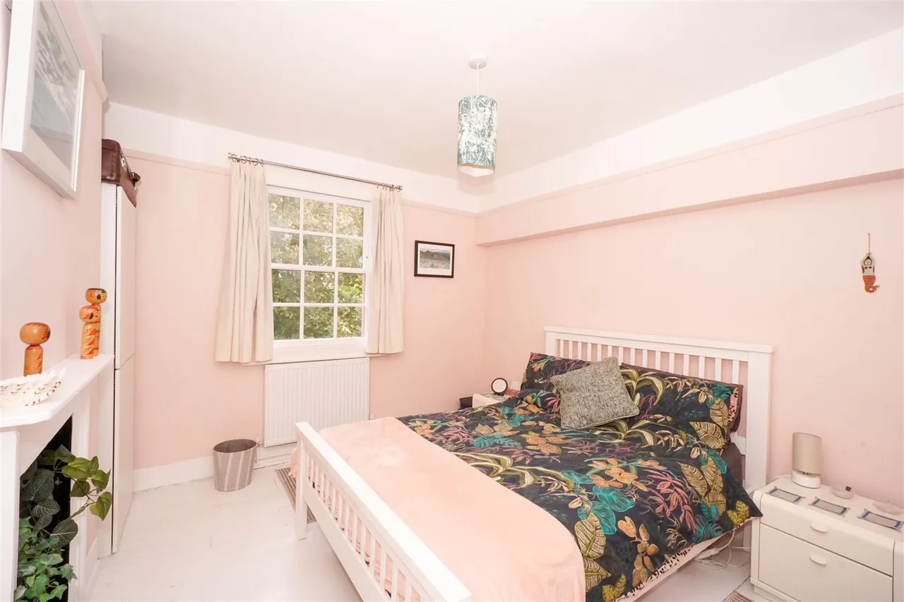 Castle Hill Road, Hastings, photo 7