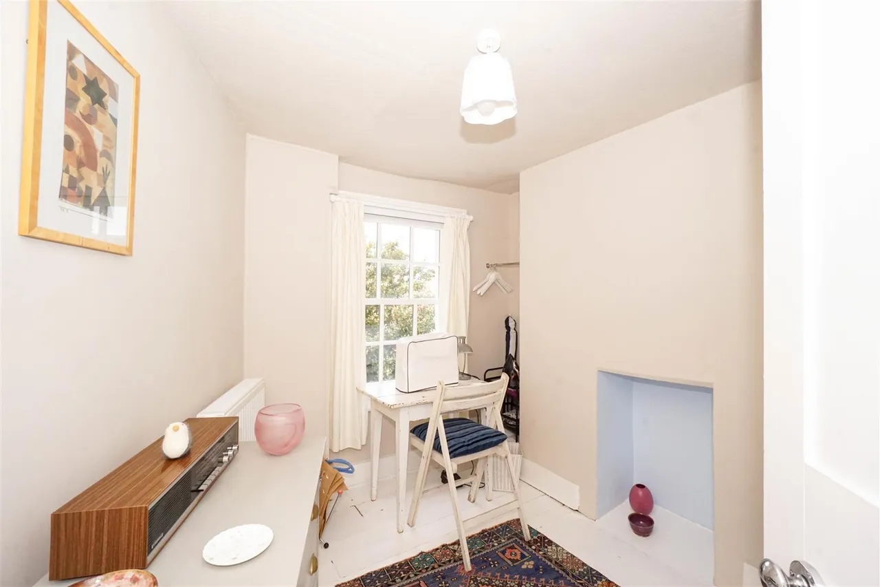 Castle Hill Road, Hastings, photo 9