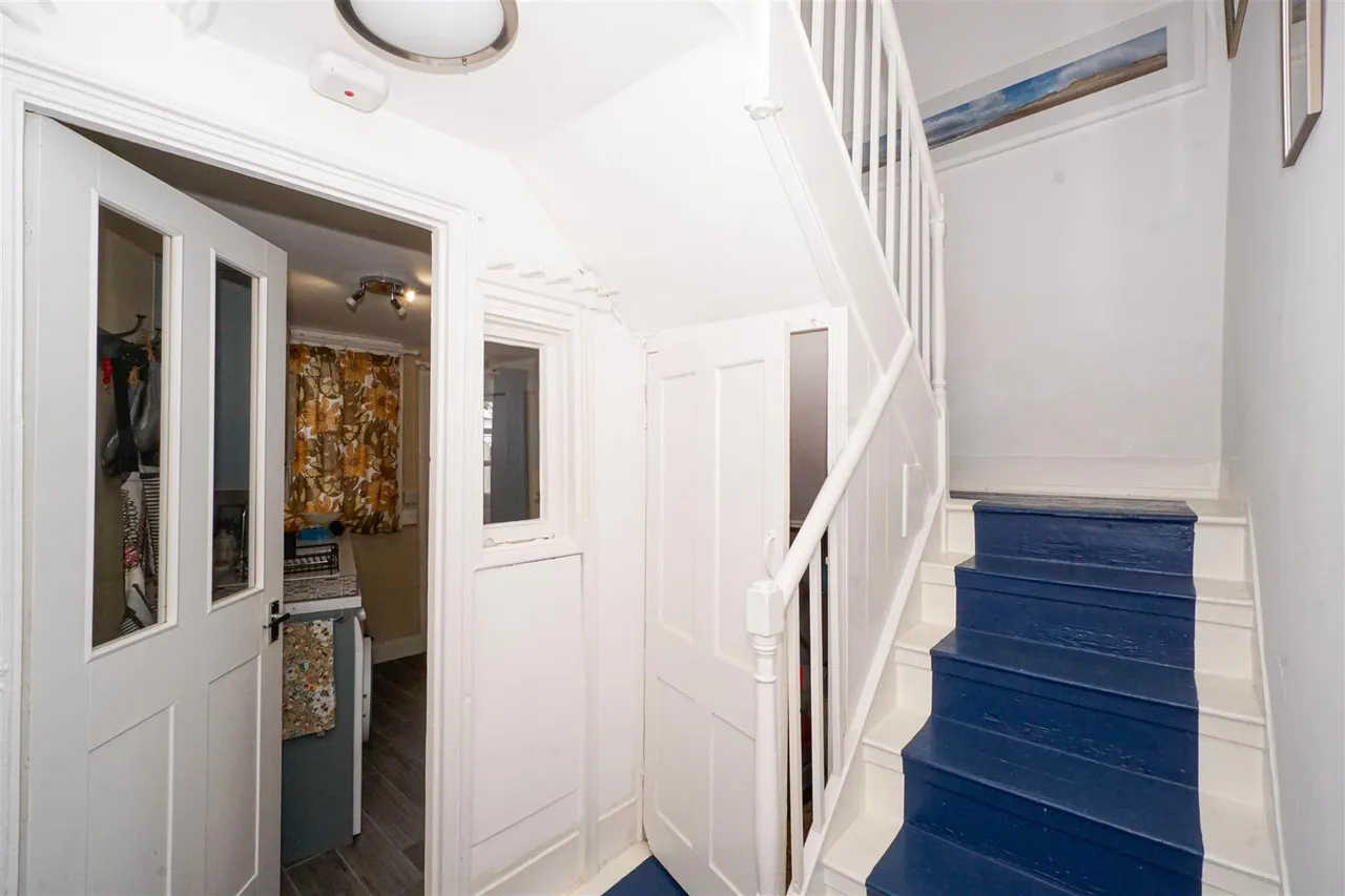 Castle Hill Road, Hastings, photo 10