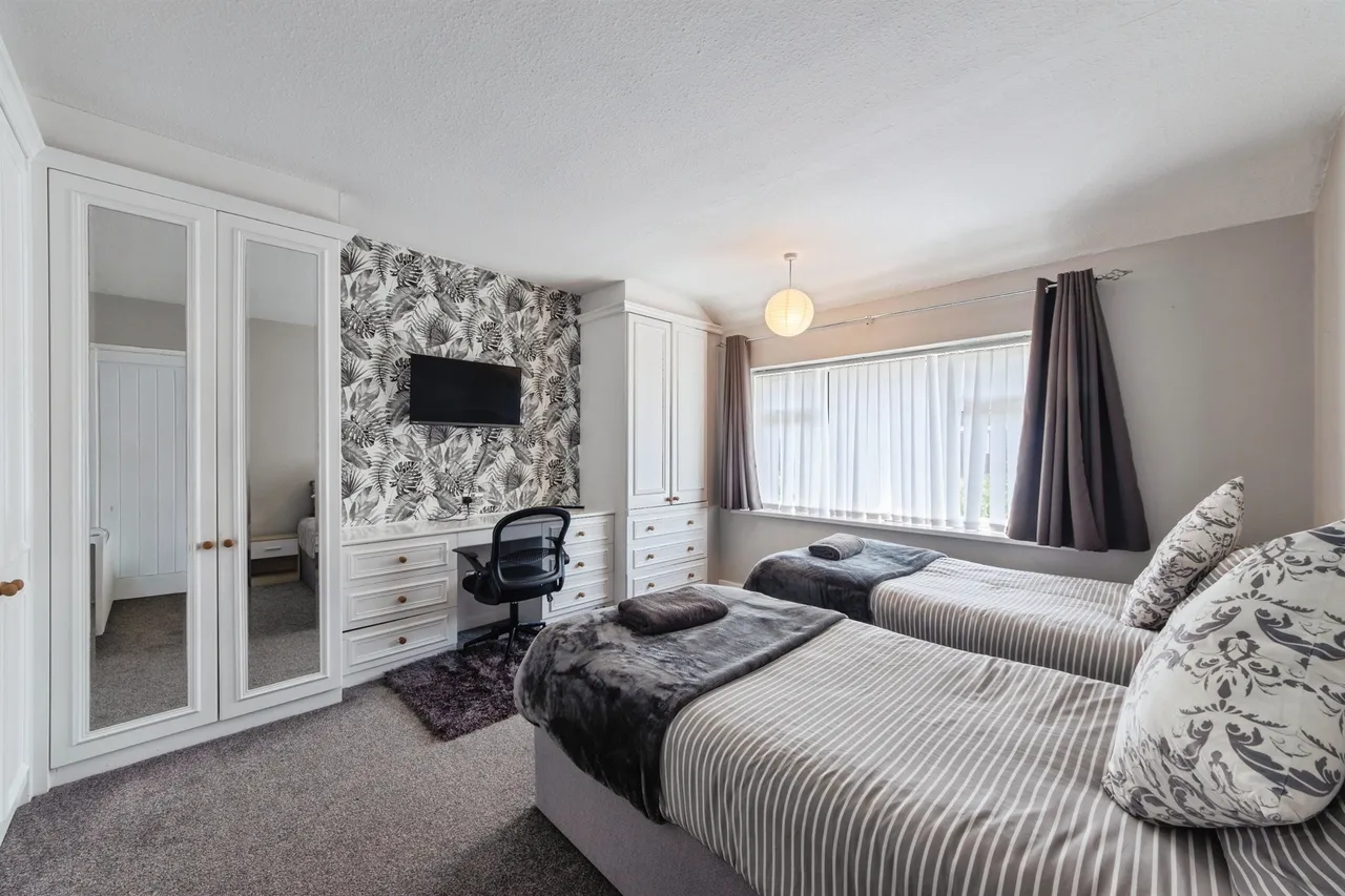 Ralph Road, Shirley, B90, photo 16