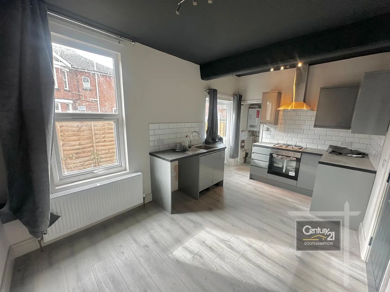Newcombe Road, Southampton, SO15, photo 2