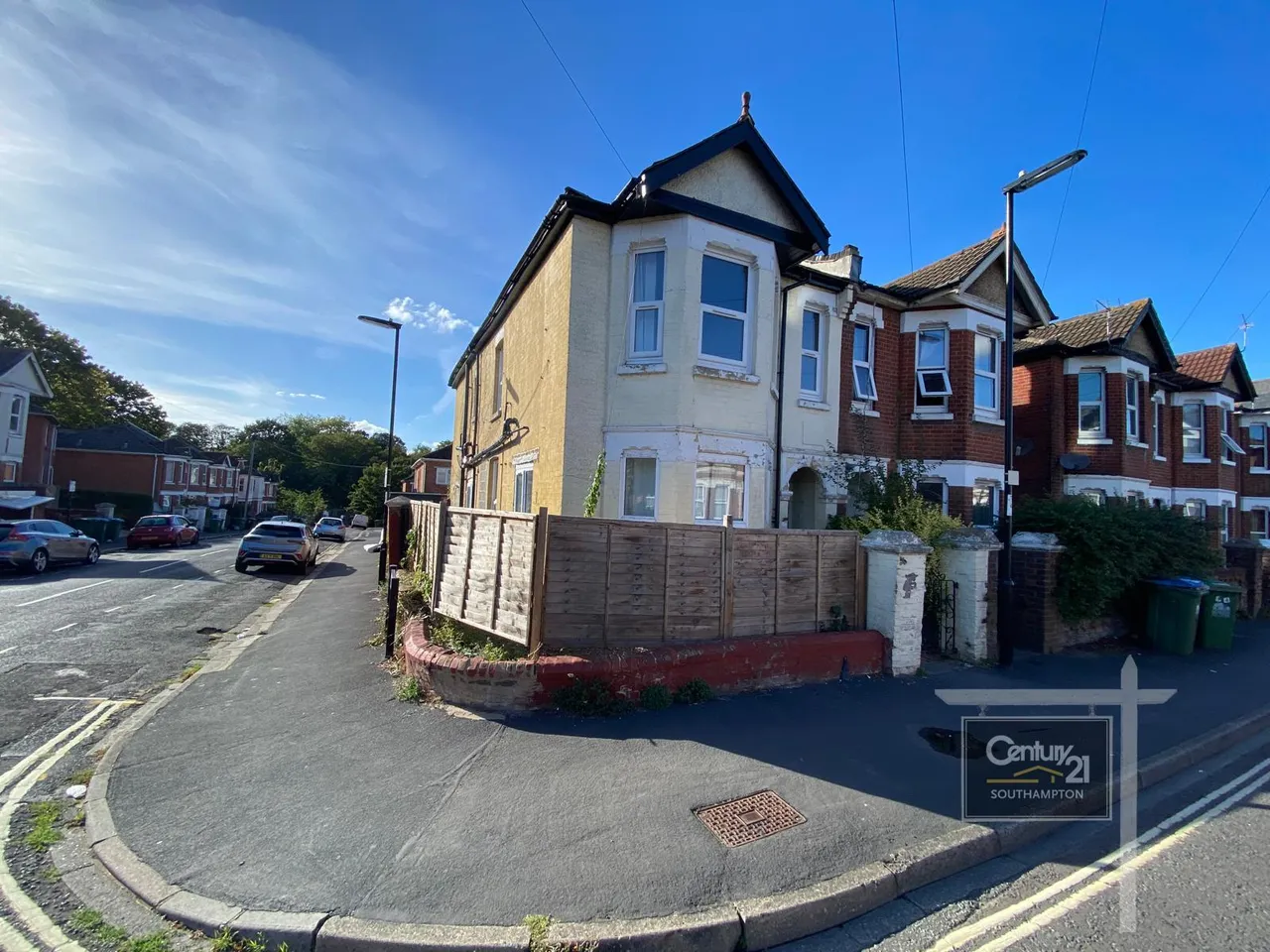 3 bed property to rent, Newcombe Road, Southampton, SO15