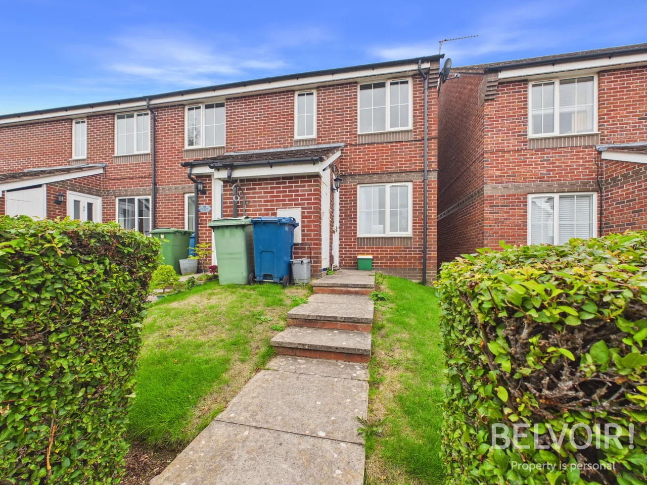2 bed flat to rent, Navigation Loop, Stone, ST15