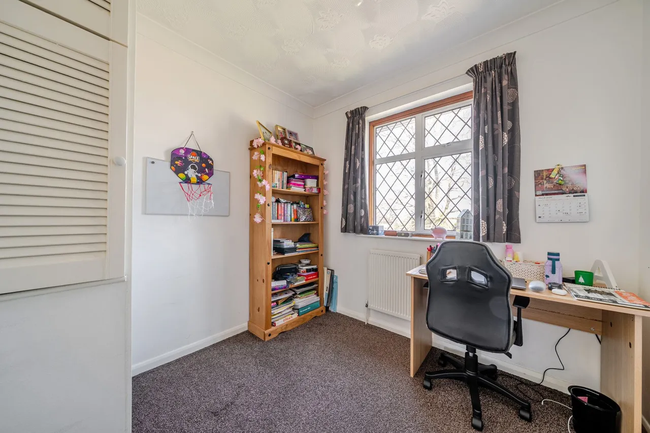 Cathcart Drive, BR6, photo 8