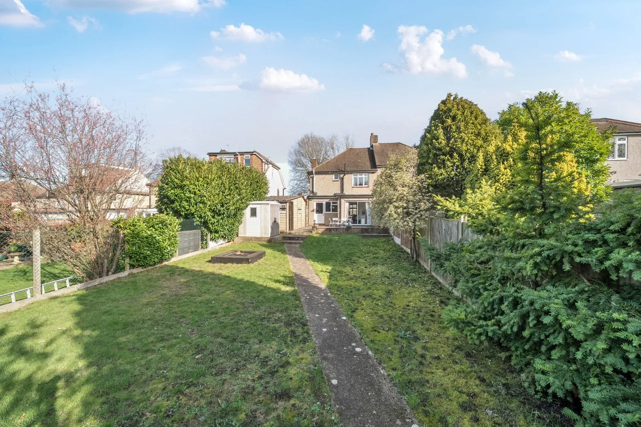 Cathcart Drive, BR6, photo 17