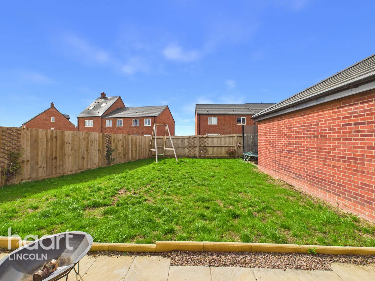 Thewlis Avenue, Sleaford, NG34, photo 22