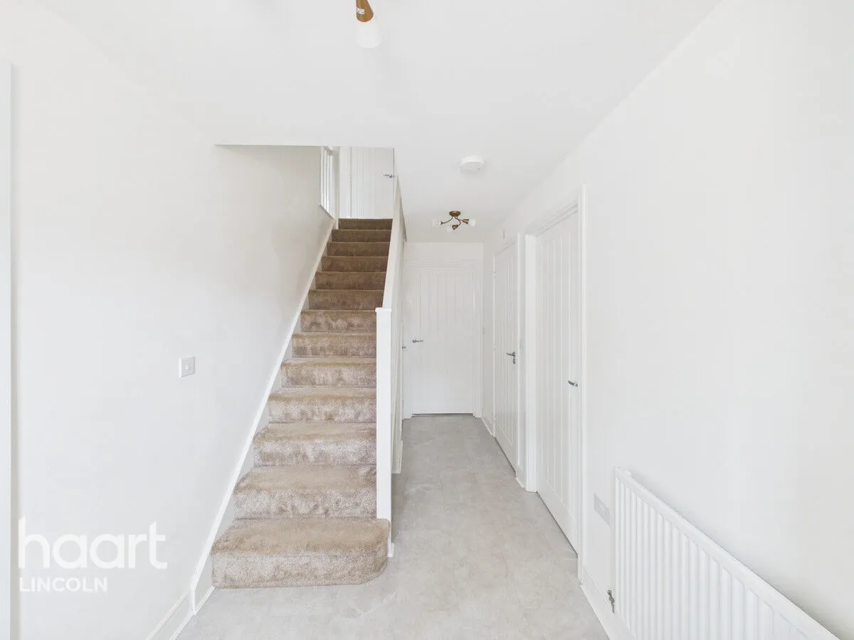 Thewlis Avenue, Sleaford, NG34, photo 2