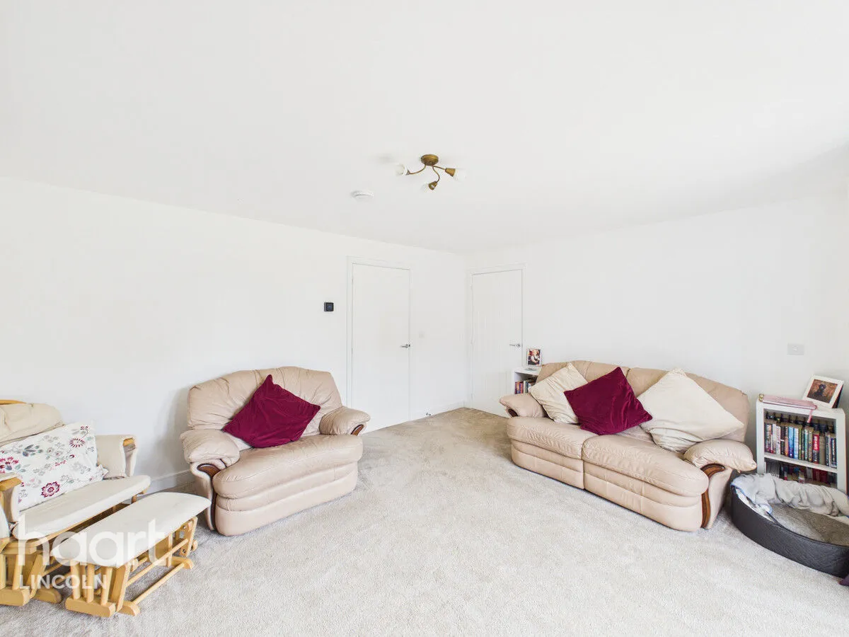Thewlis Avenue, Sleaford, NG34, photo 4