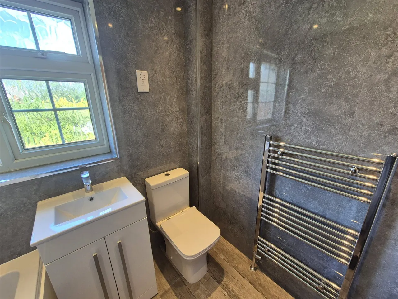 Lon Y Gelli, Wrexham, LL12, photo 18