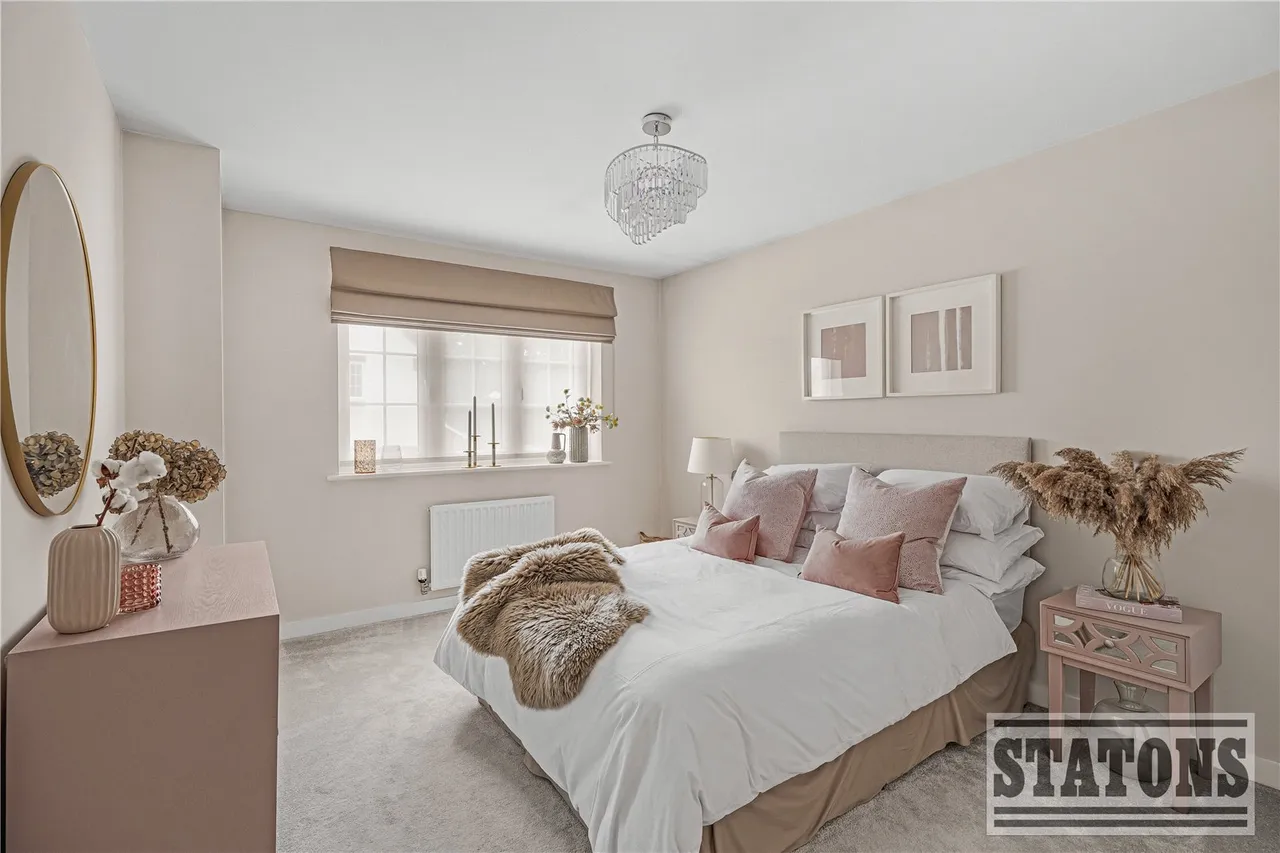 Old Oak Avenue, Goffs Oak, Waltham Cross, EN7 6EW, photo 13