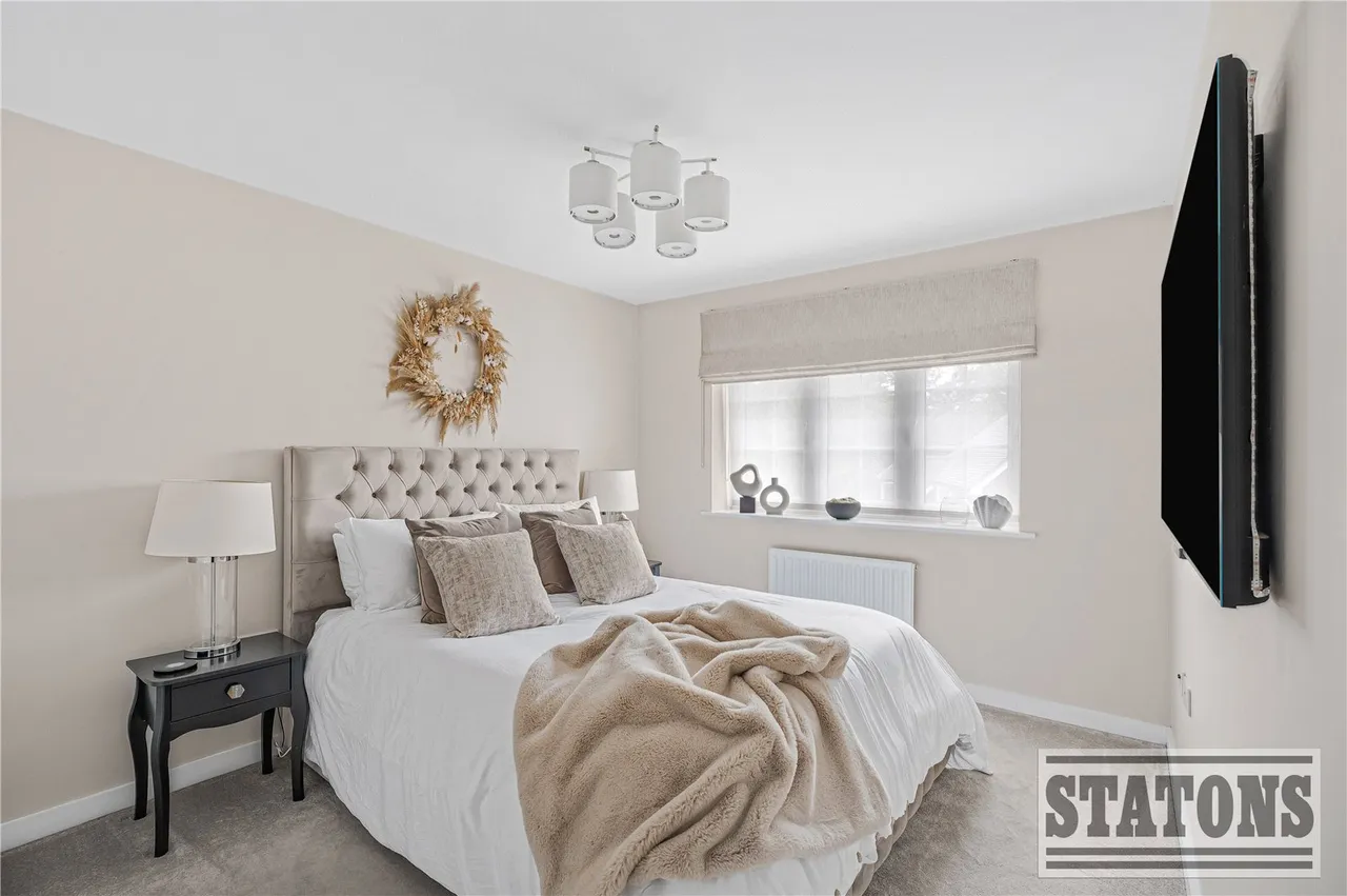 Old Oak Avenue, Goffs Oak, Waltham Cross, EN7 6EW, photo 11