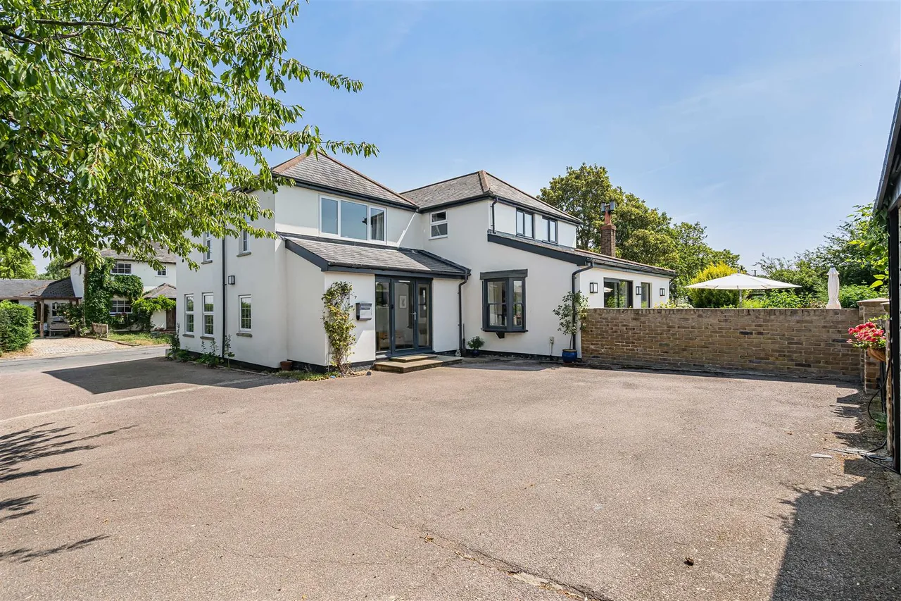 High Street, Longstowe, CB23, photo 32