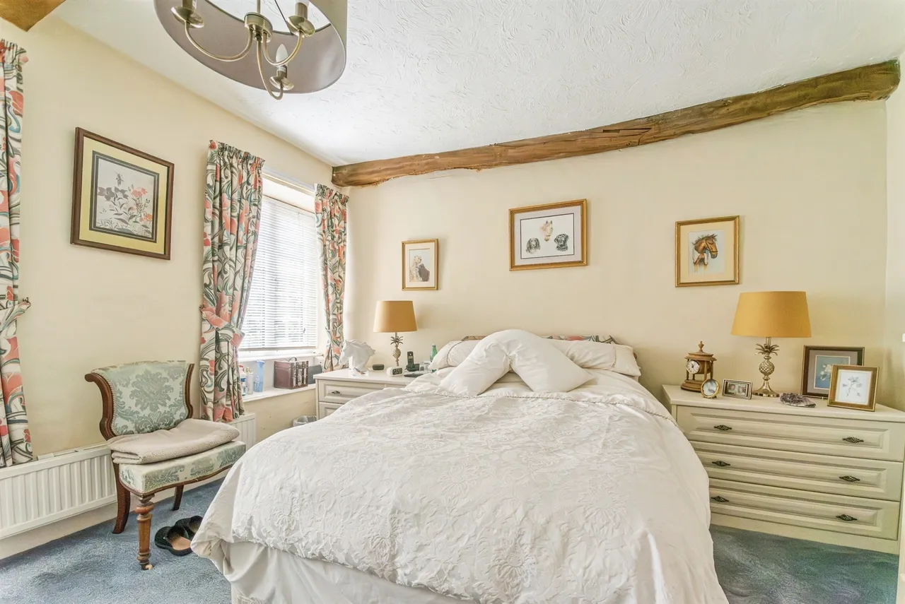 High Street, Shrivenham, SN6, photo 11