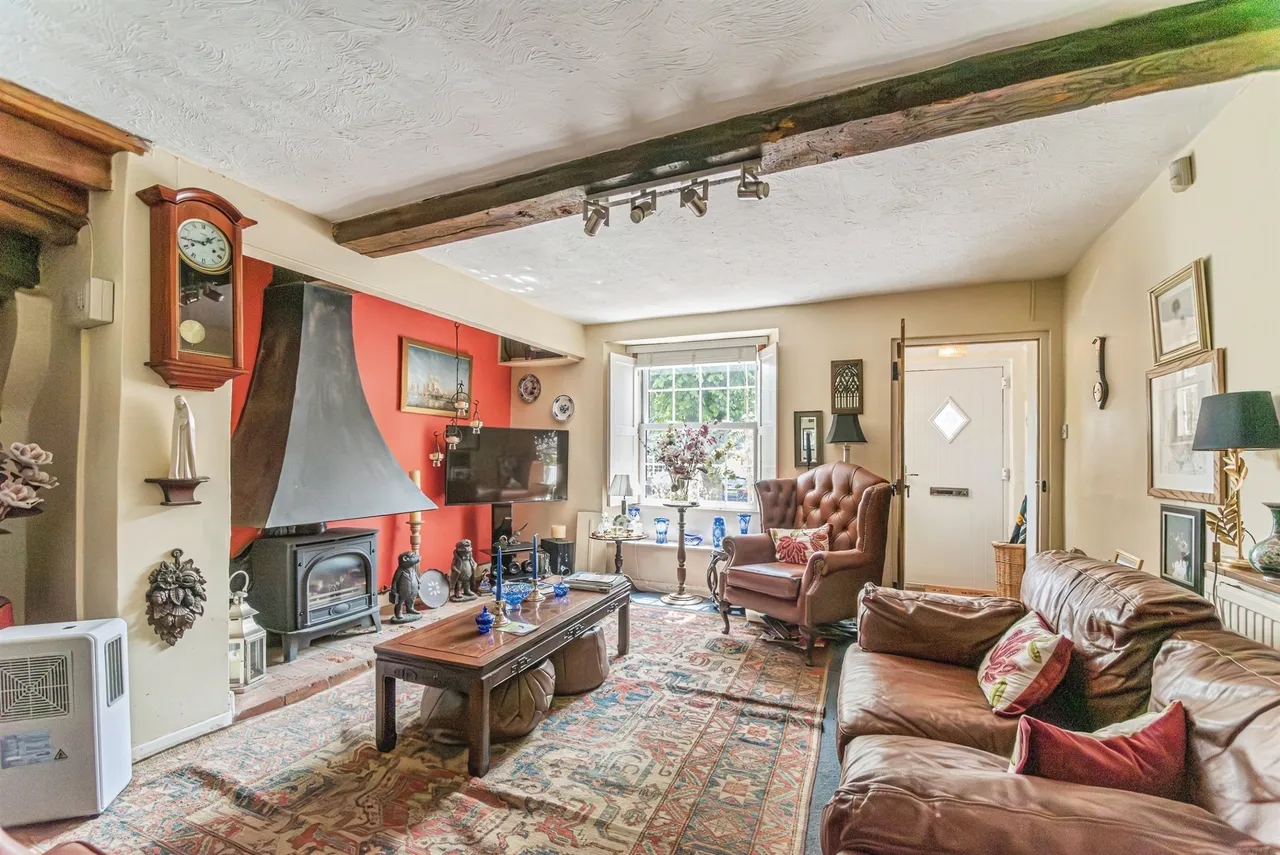 High Street, Shrivenham, SN6, photo 6