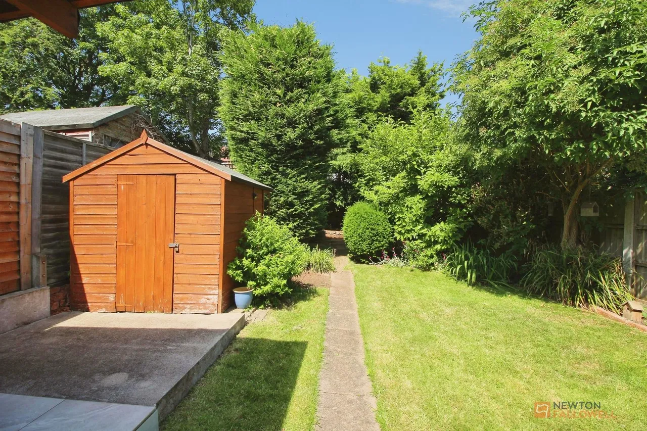 Cleveleys Avenue, Braunstone Town, LE3, photo 16