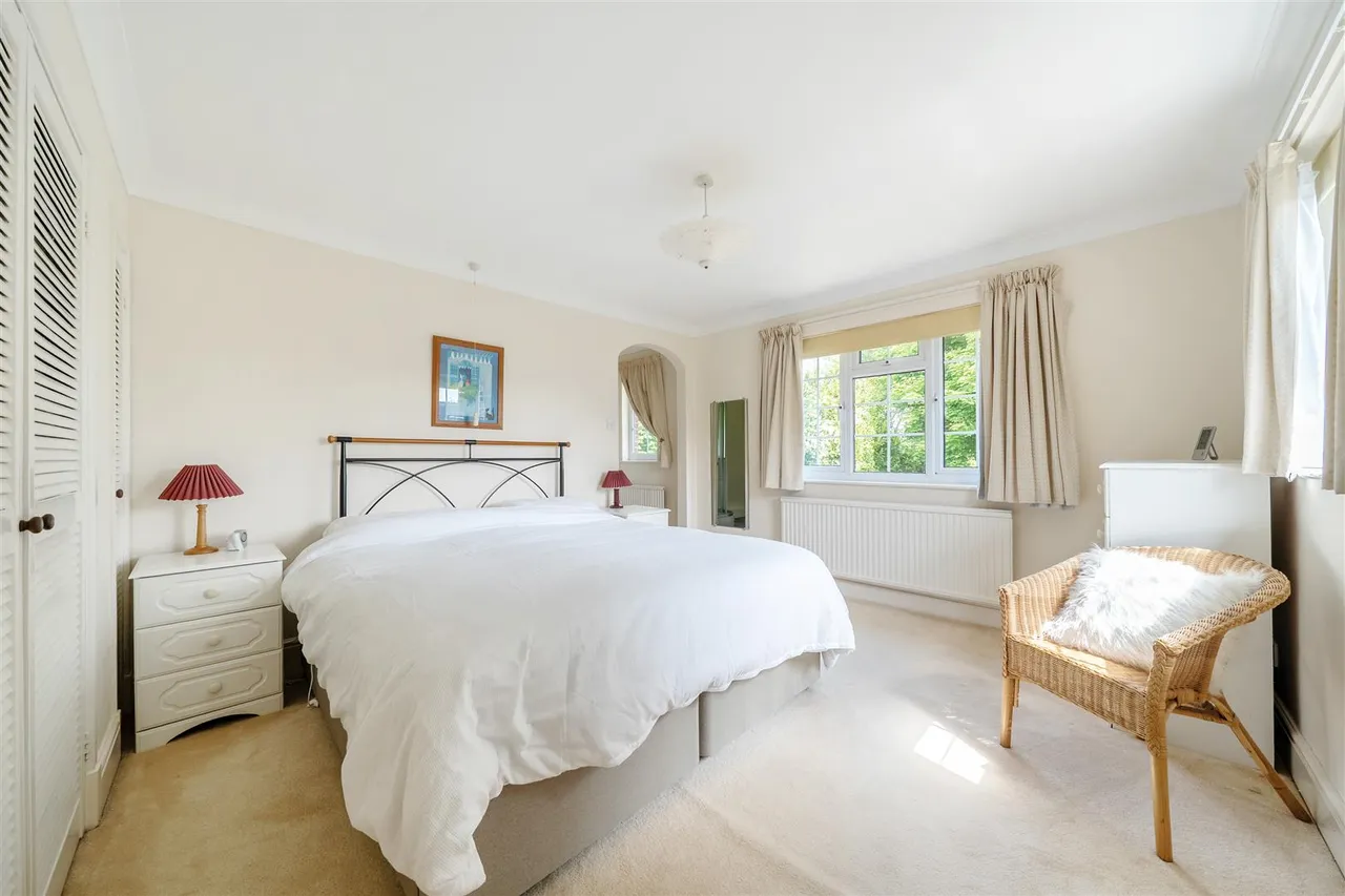 High Street, Great Cheverell, SN10, photo 7