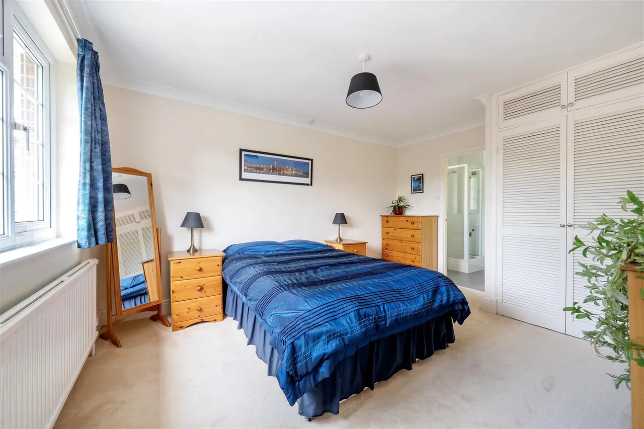 High Street, Great Cheverell, SN10, photo 13