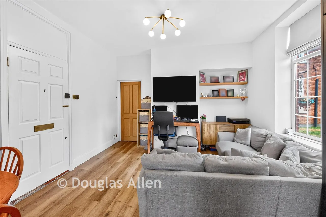 Astra Close, Hornchurch, RM12, photo 10