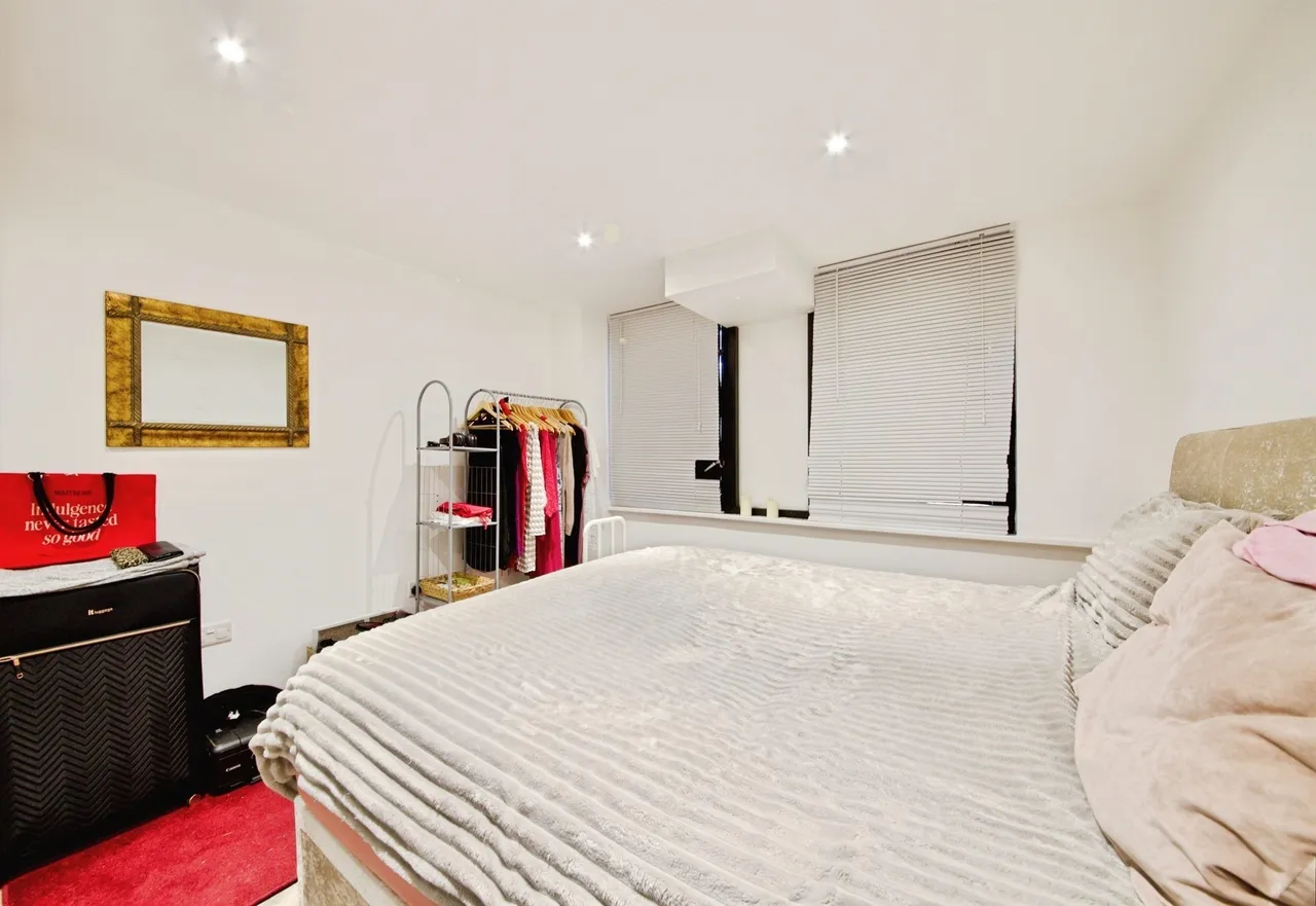 Clarendon Road, Watford, WD17, photo 7