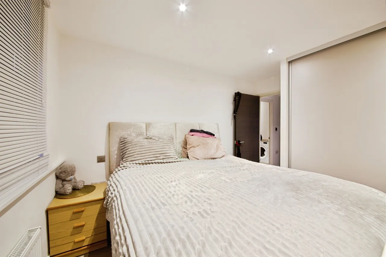 Clarendon Road, Watford, WD17, photo 9