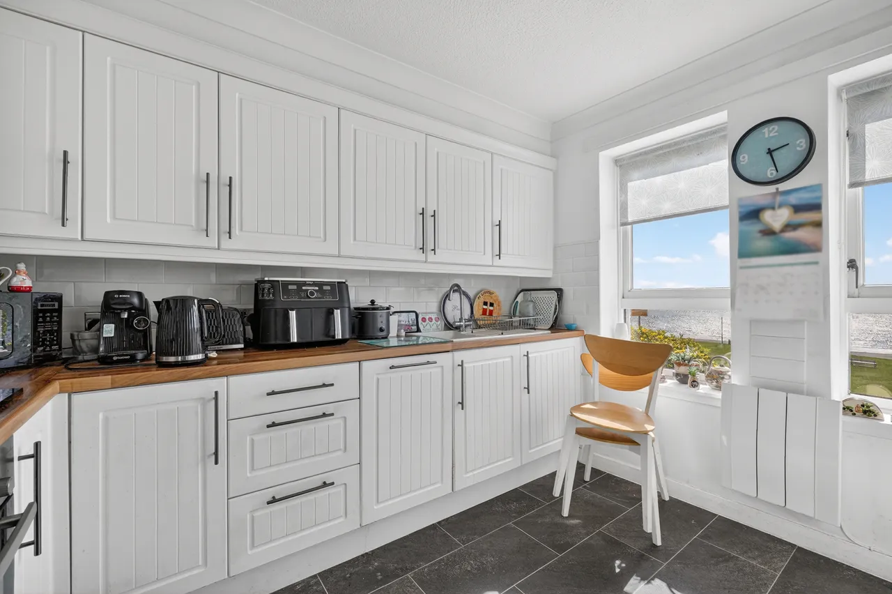 7 Curlinghall, Largs, KA30 8LB, photo 9