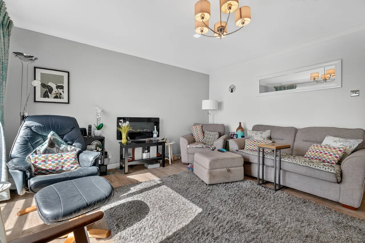 7 Curlinghall, Largs, KA30 8LB, photo 6
