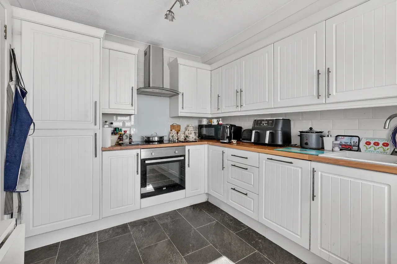 7 Curlinghall, Largs, KA30 8LB, photo 11