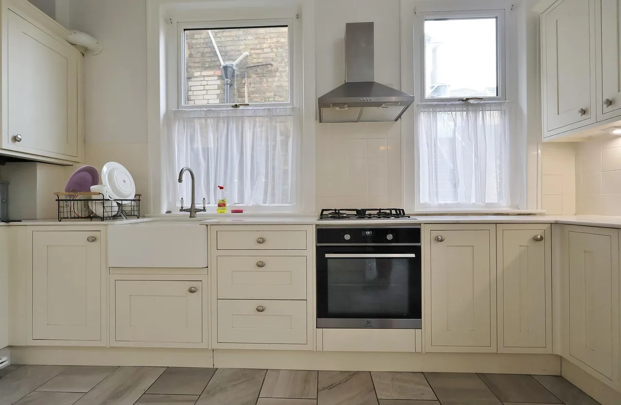 High Street, Arlesey, SG15, photo 6
