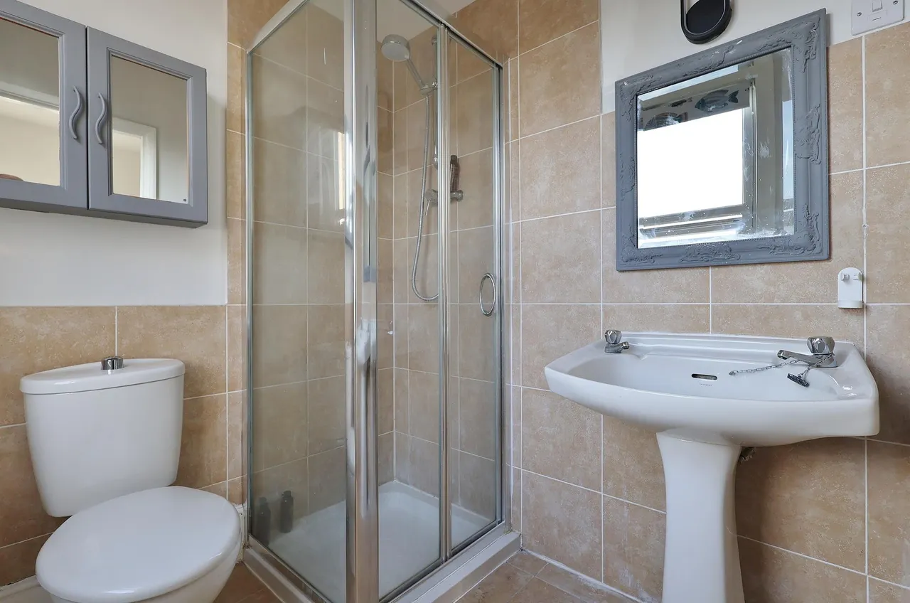 High Street, Arlesey, SG15, photo 27
