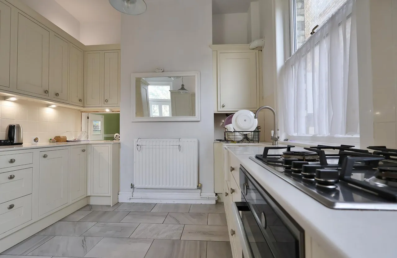 High Street, Arlesey, SG15, photo 5