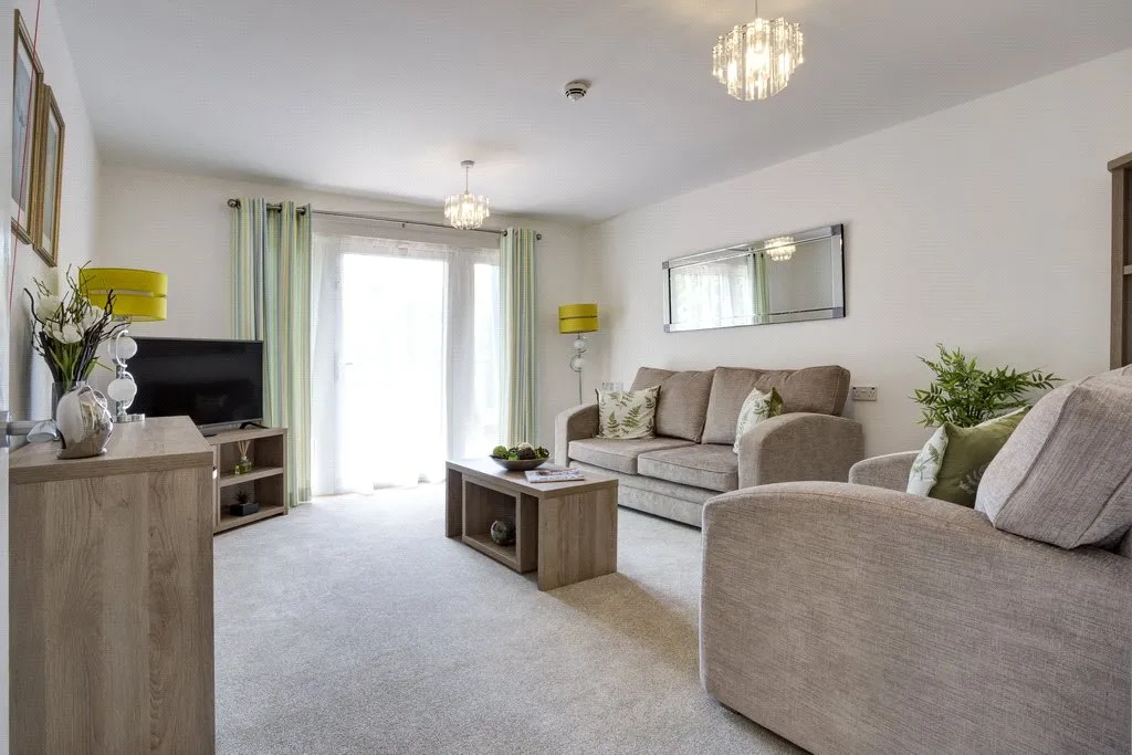 Bournville Gardens, Bristol Road South, Birmingham, B31 2FR, photo 2