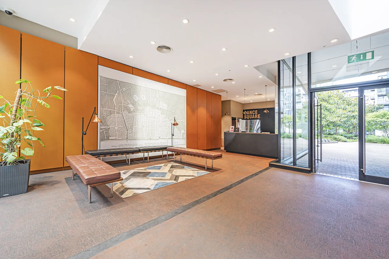 155 Dance Square, London, photo 9