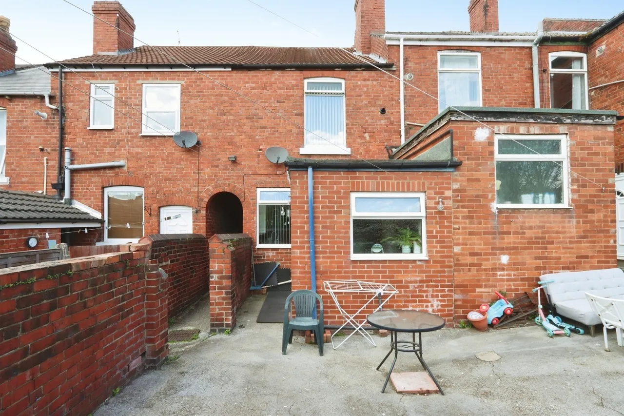 Albion Road, Clifton, Rotherham, photo 11