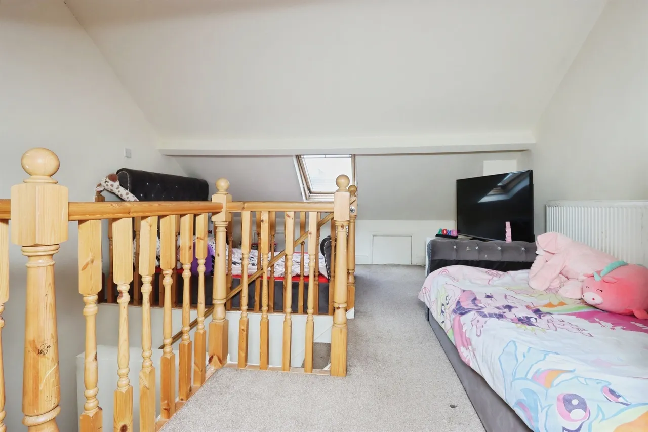 Albion Road, Clifton, Rotherham, photo 10