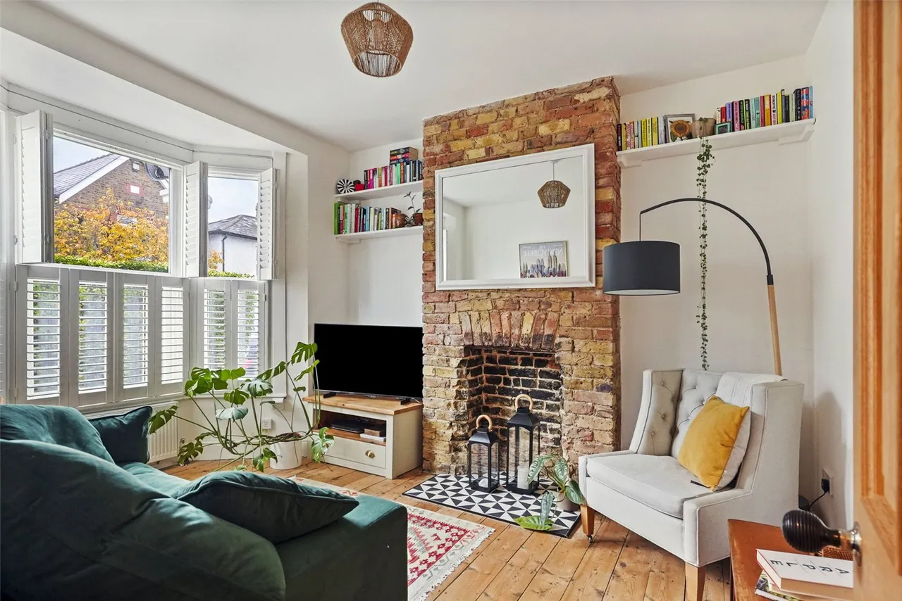 Third Cross Road, Twickenham, TW2 5EA, photo 2