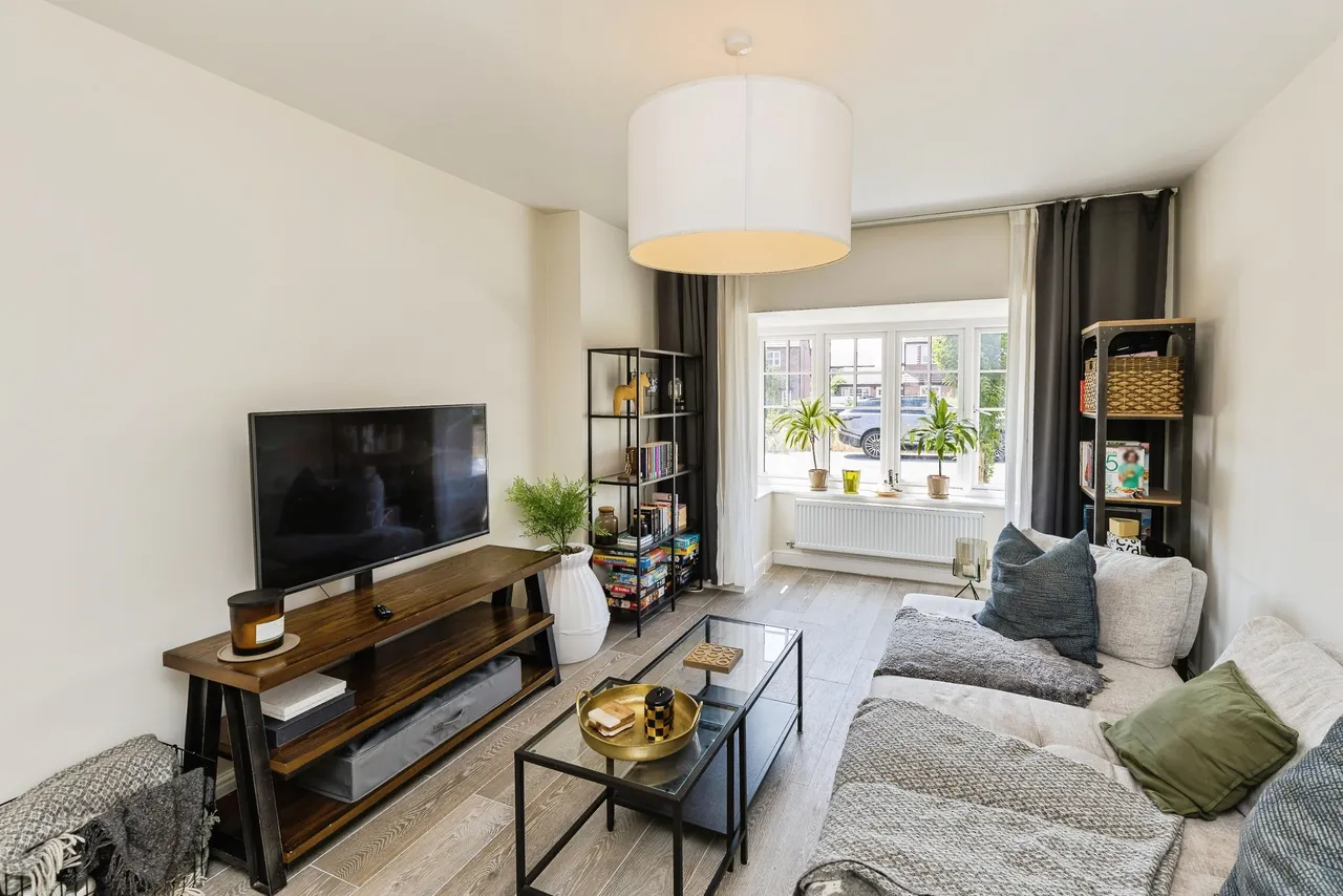 Carlton Meadows, Llay, LL12, photo 13