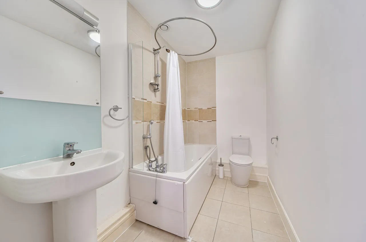 Ocean Way, Ocean Village, SO14, photo 4