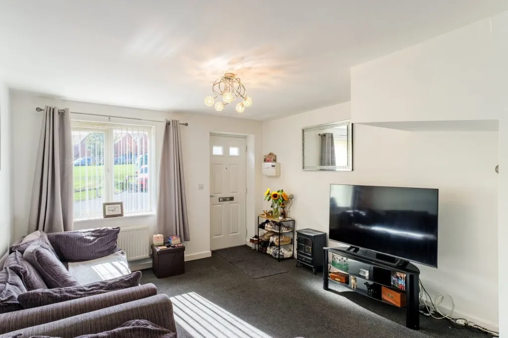 Ringlet Drive, East Leake, LE12, photo 5