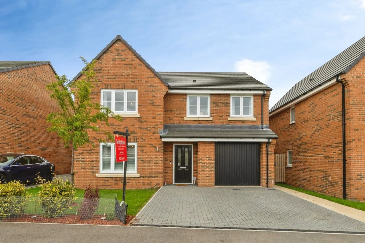 4 bed house for sale, Muller Way, Kirklevington, TS15