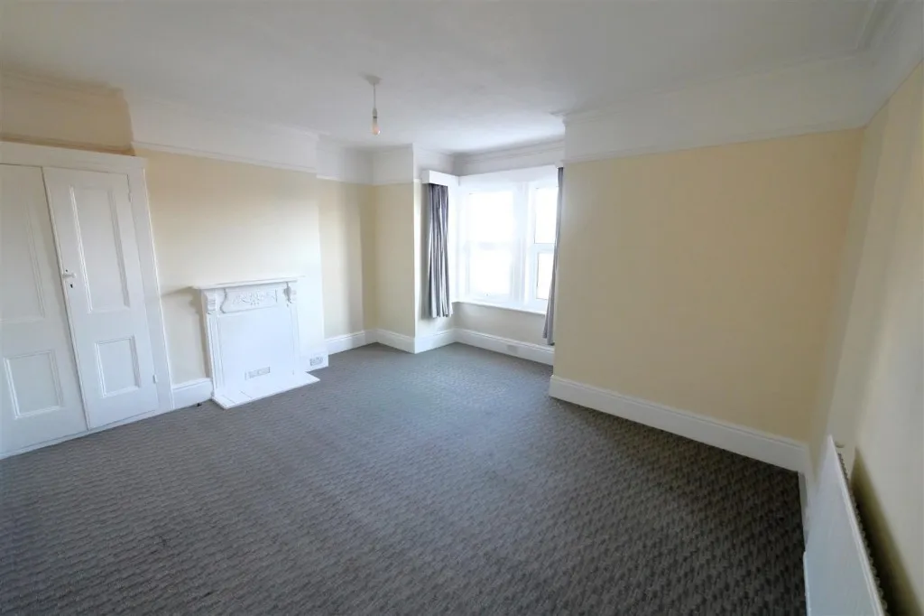 Westcourt Road, Worthing, BN14, photo 9