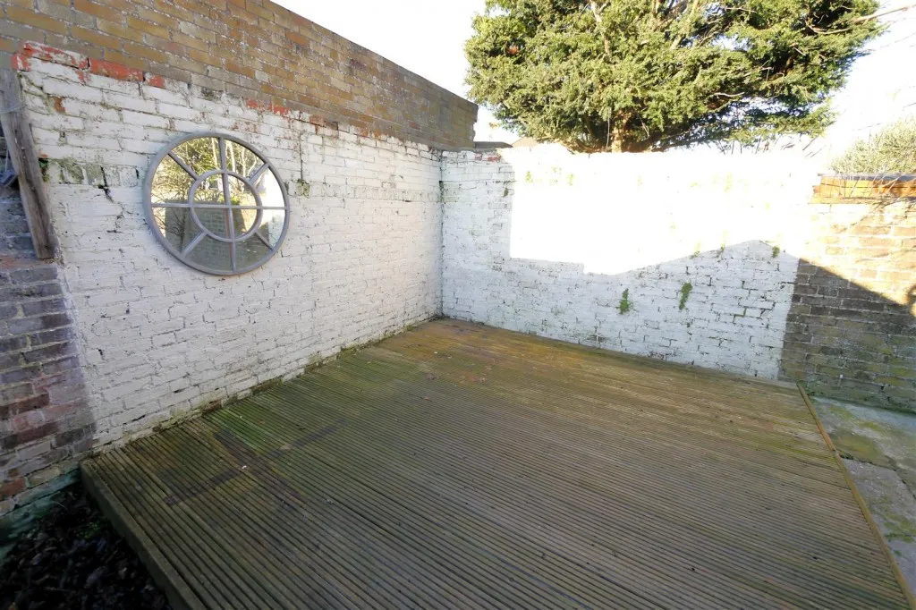 Westcourt Road, Worthing, BN14, photo 18