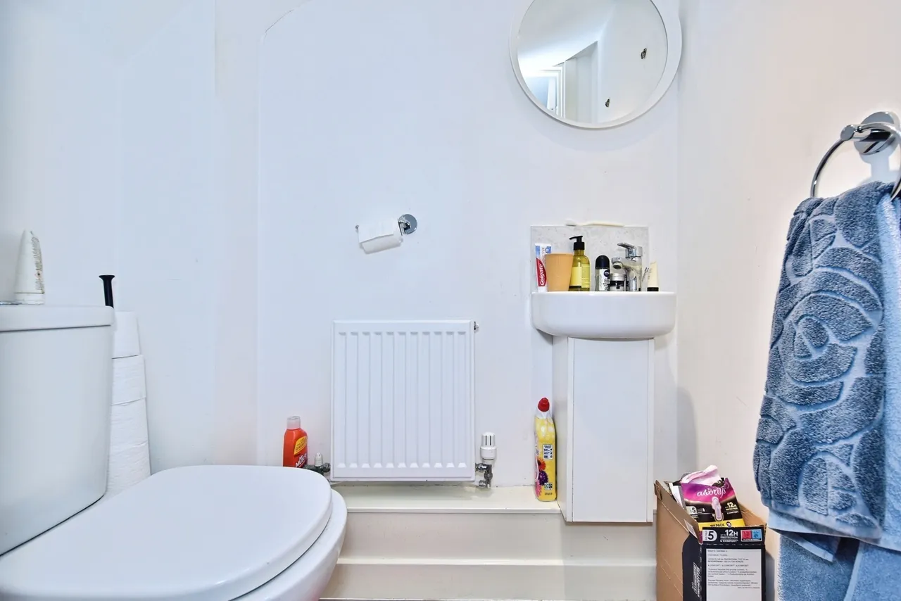 Whatman Drive, Maidstone, ME14, photo 17