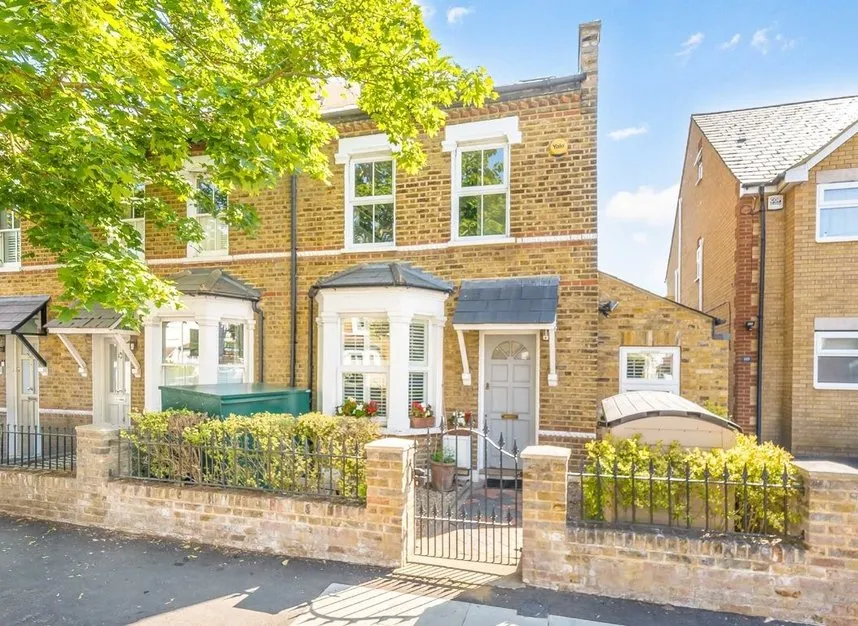 3 bed house for sale — Hardy Road, Wimbledon, SW19